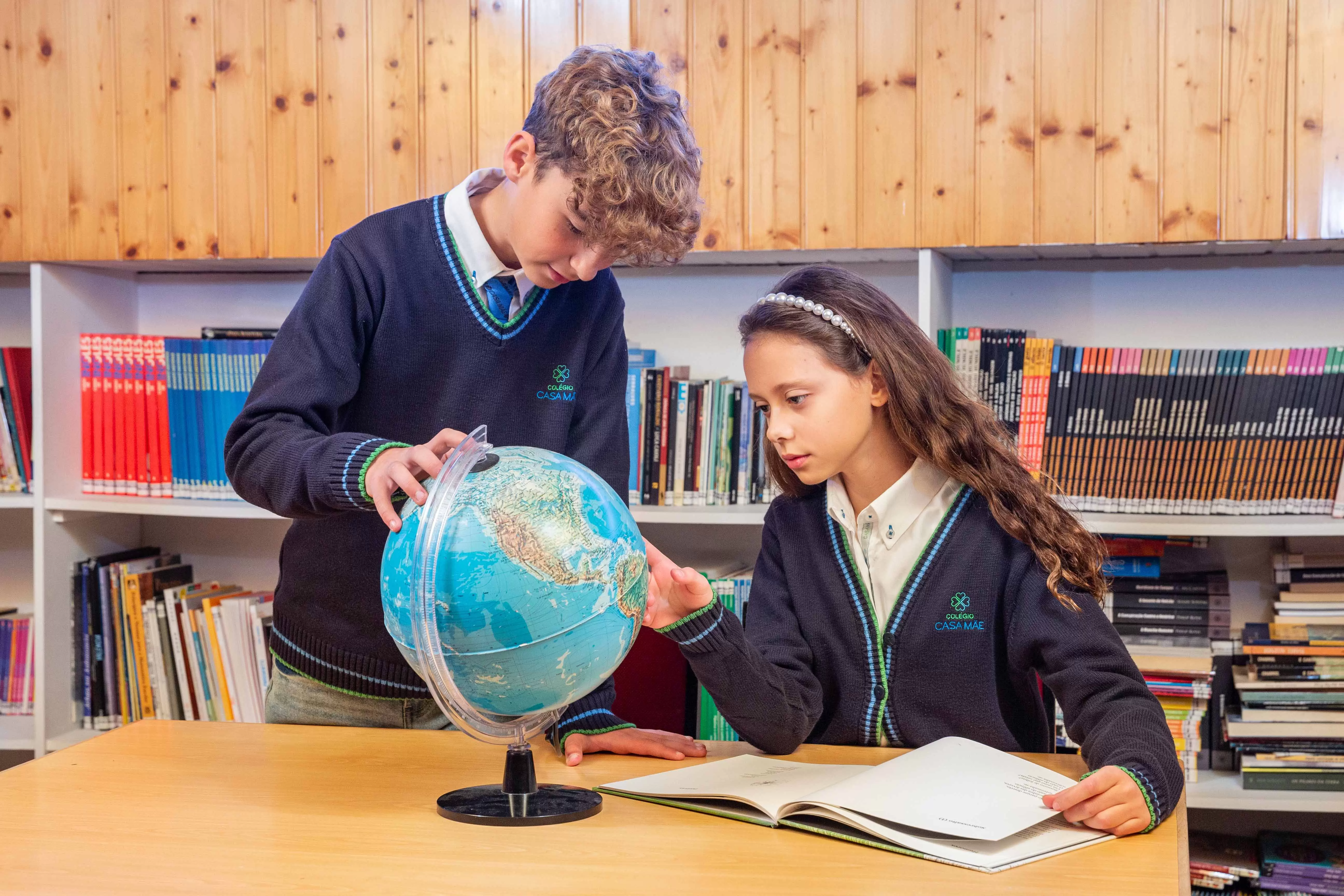 Crian&ccedil;as a aprender num ambiente natural